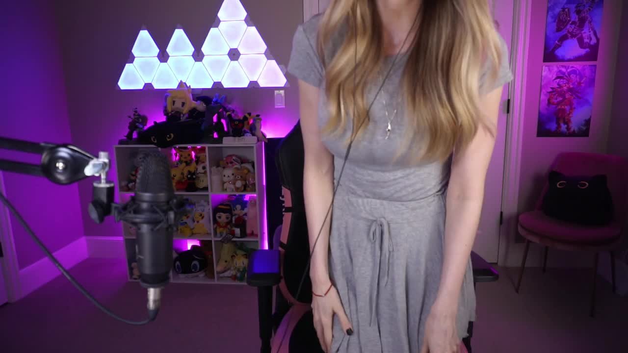 Dizzykitten Sexy