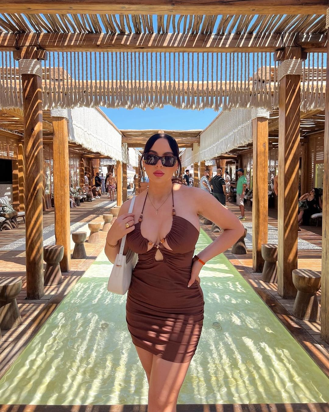 Busty Whore: Sella, 24 #wwBWdzBc