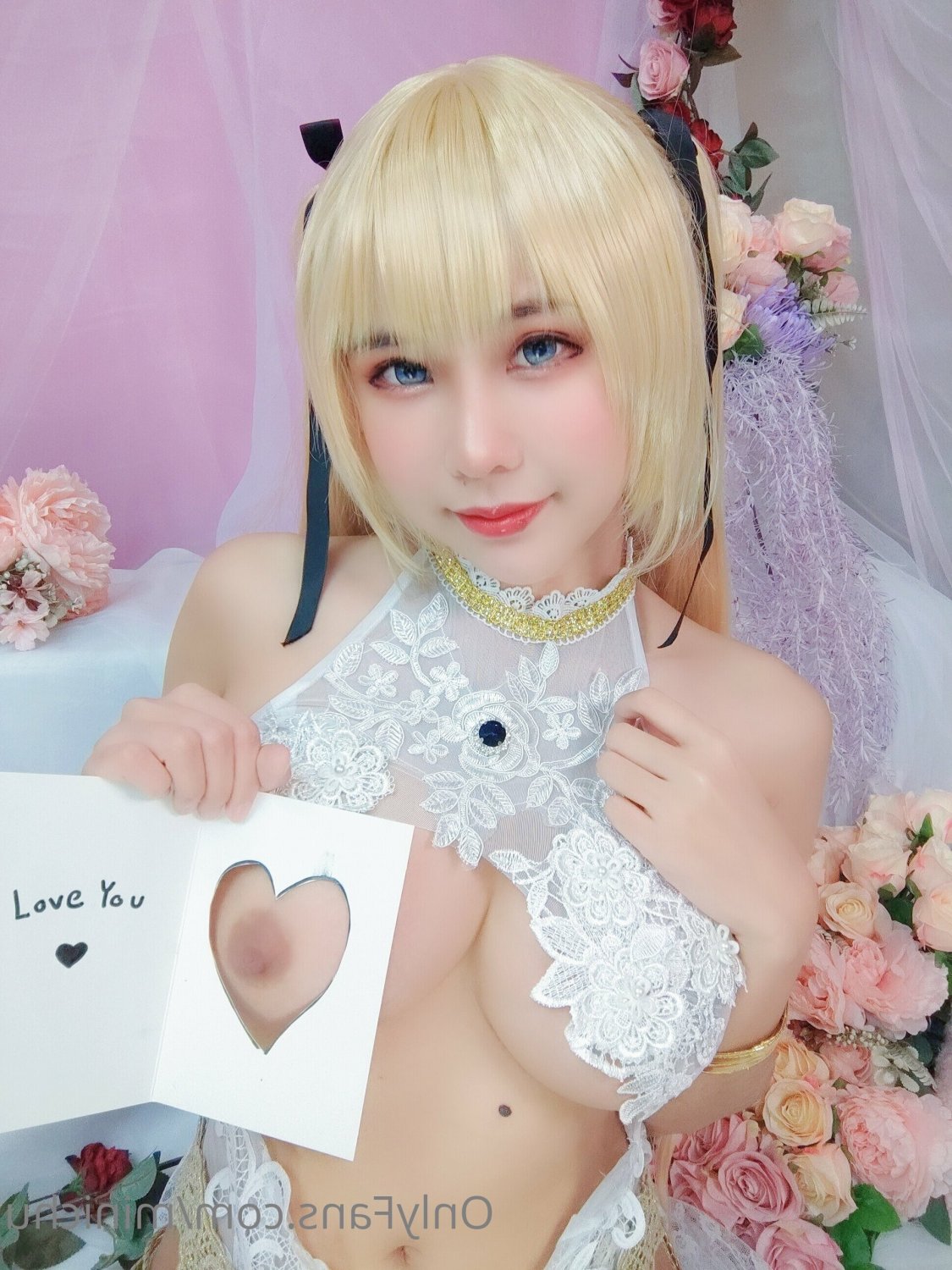 Asian model's special message #MjDB76V7