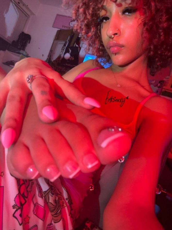 New York lightskin footjob Queen! #WIiuCpgz