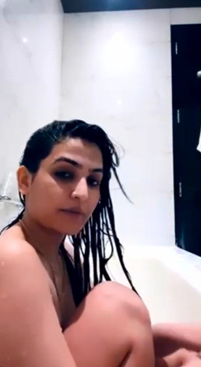 Indian Instagram girl nudes leaked - Porn - EroMe